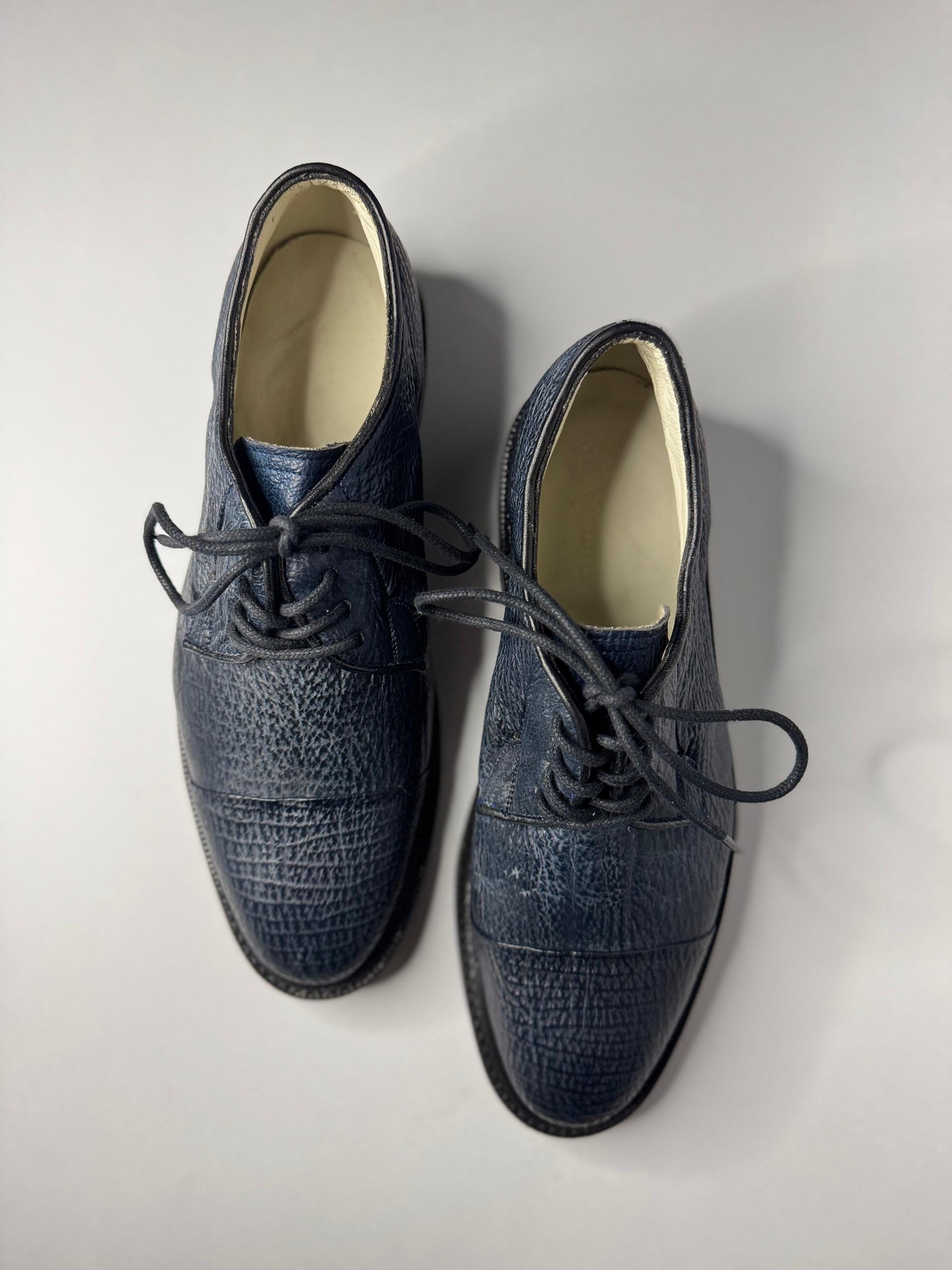 Zapato oxford tiburón azul