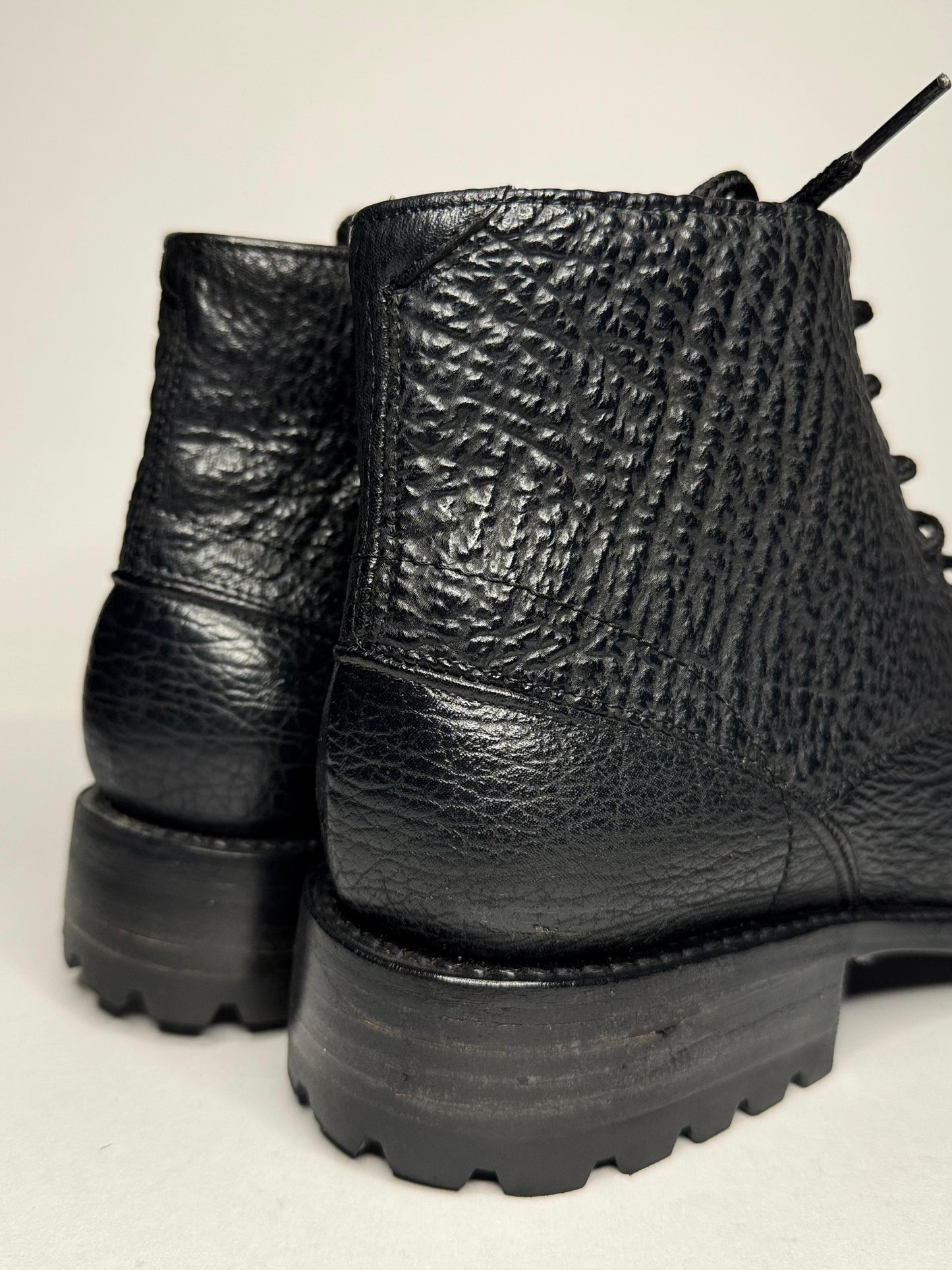 Bota Lucas tiburón negro