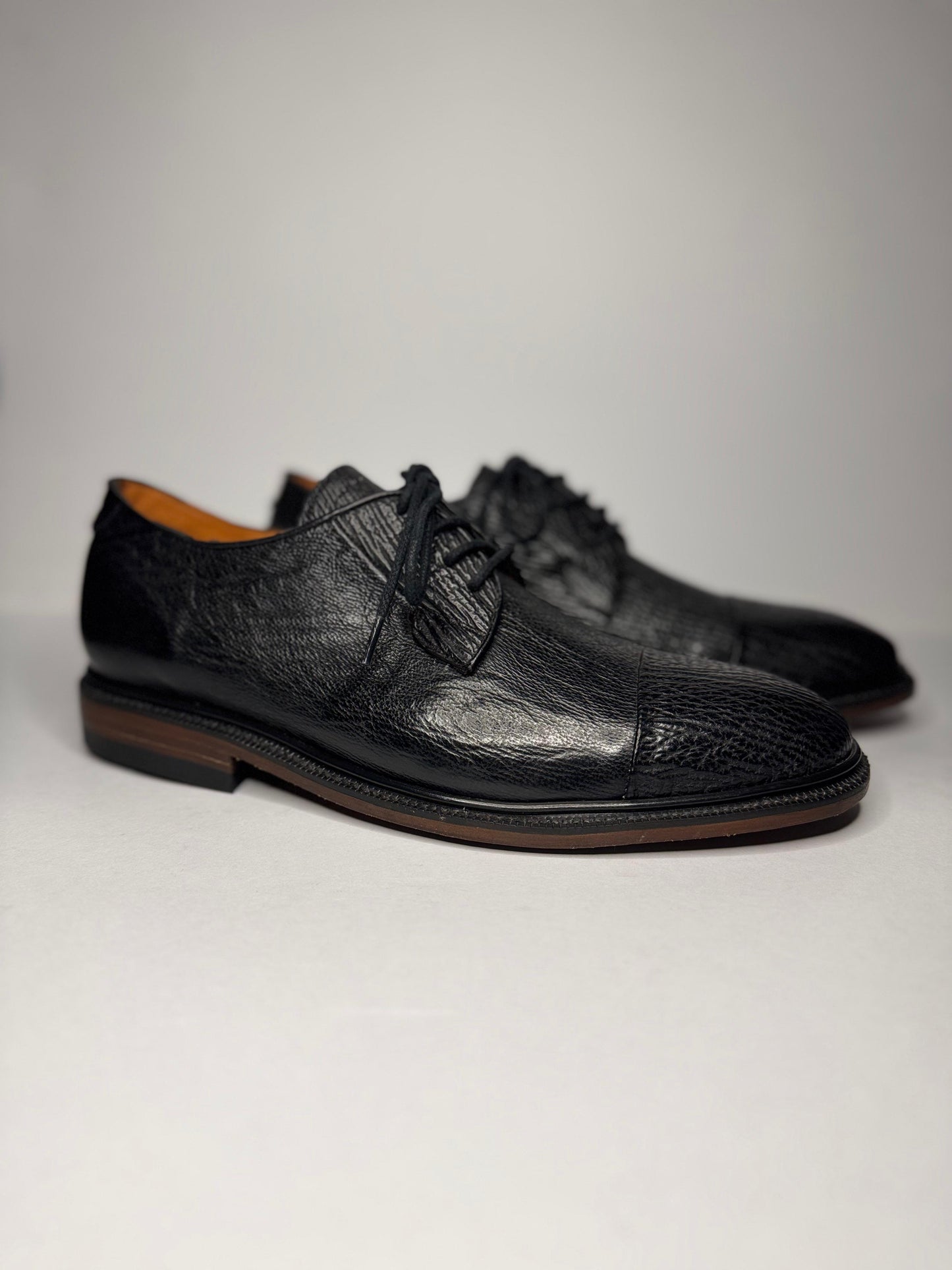 Zapato oxford tiburón negro