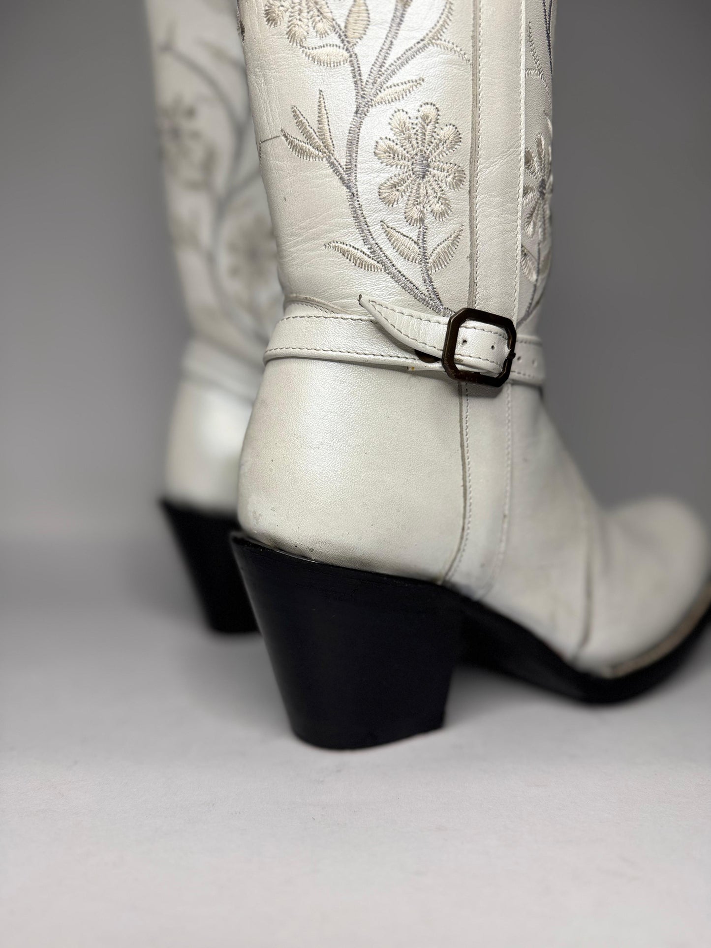 Bota Vaquera Vannesa res blanco